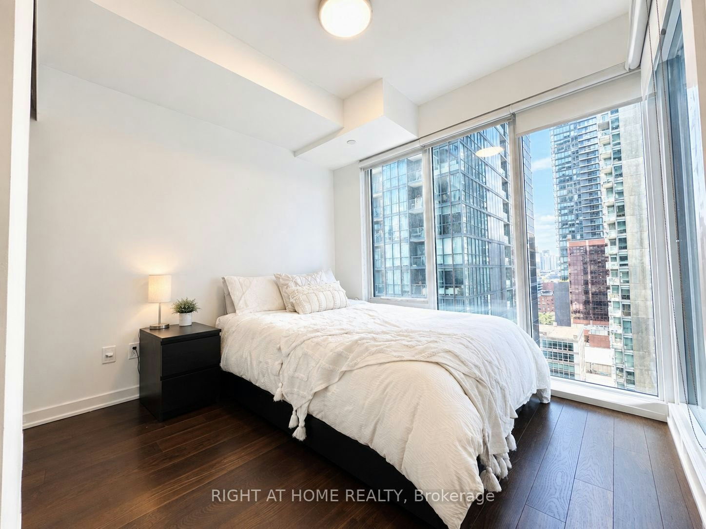 1507-115 Blue Jays Way, Toronto, ON, M5V 0N4 - 8