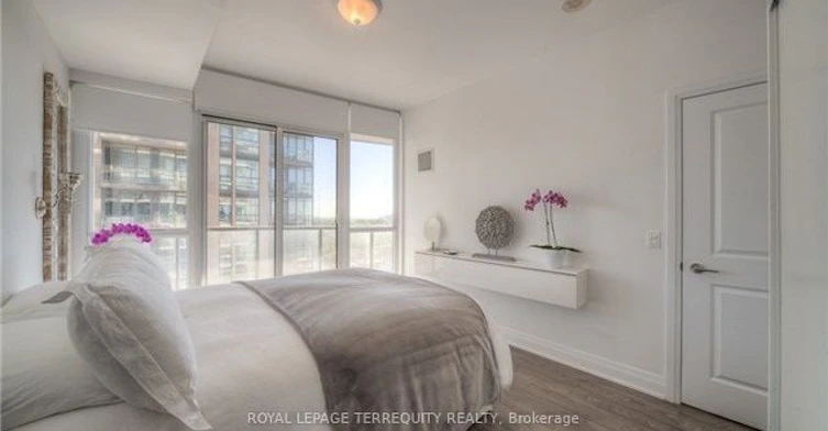 1106-530 St Clair Avenue W, Toronto, ON, M6C 0A2 - 6