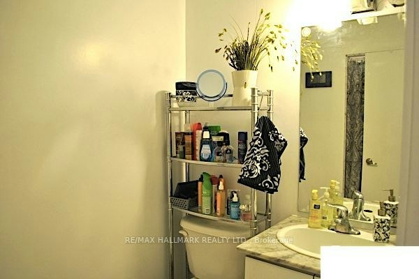 Gt9-539 Jarvis Street, Toronto, ON, M4Y 2H7 - 16