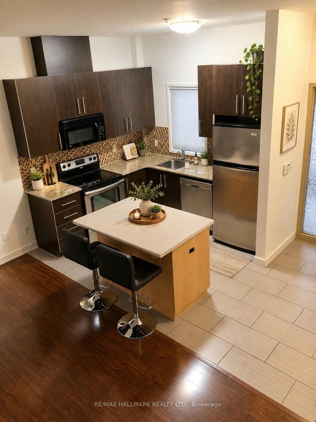 Gt9-539 Jarvis Street, Toronto, ON, M4Y 2H7 - 6