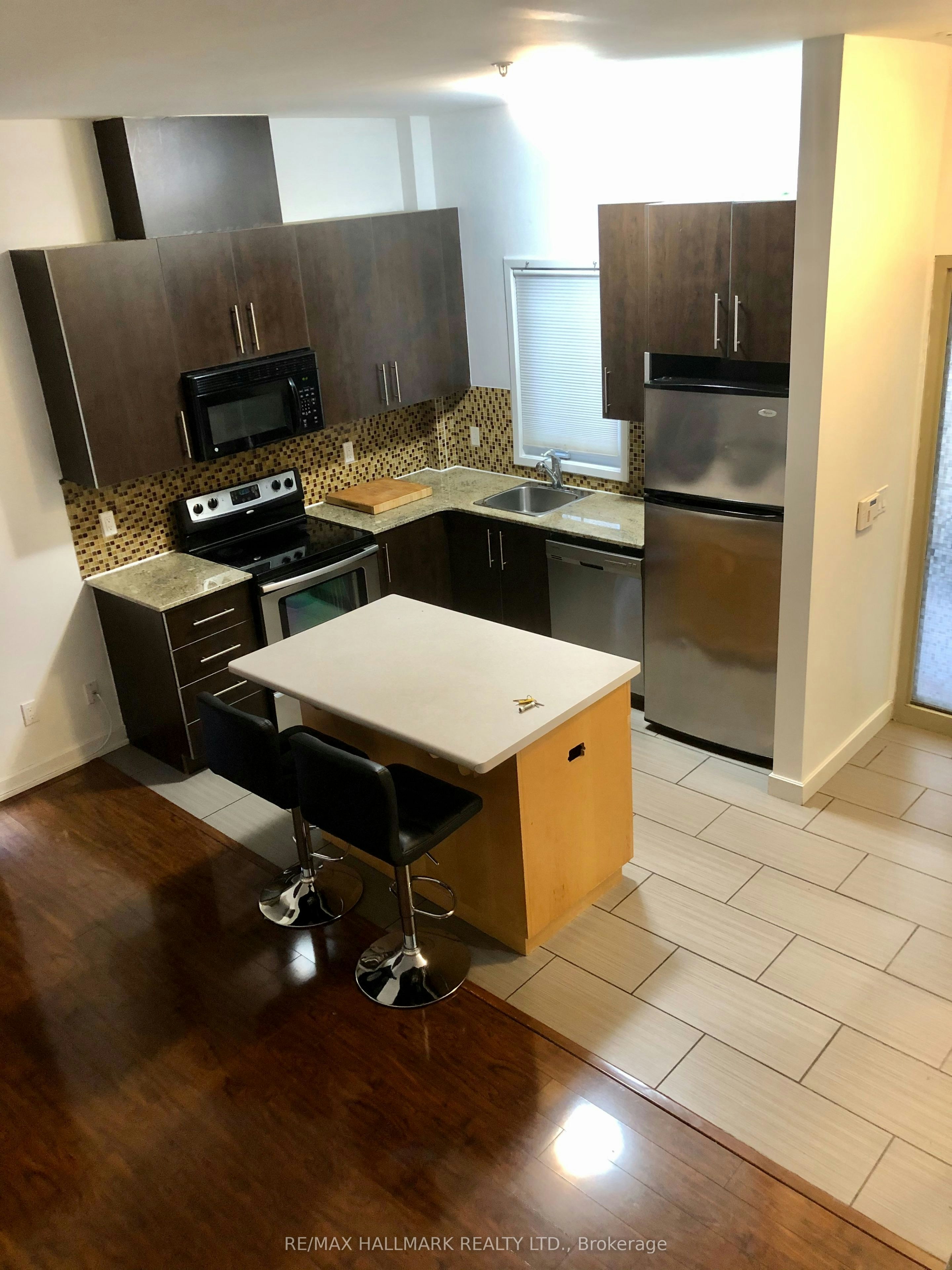 Gt9-539 Jarvis Street, Toronto, ON, M4Y 2H7 - 7