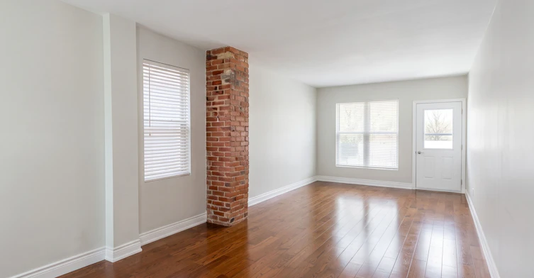 395 Clinton Street, Toronto, ON, M6G 2Z1 - 2