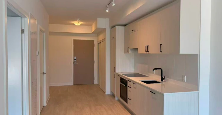 417-1 Kyle Lowry Road, Toronto, ON, M3C 0S6 - 9