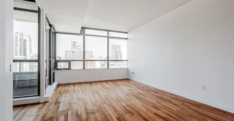 1803-285 Mutual Street, Toronto, ON, M4Y 3C5 - 3
