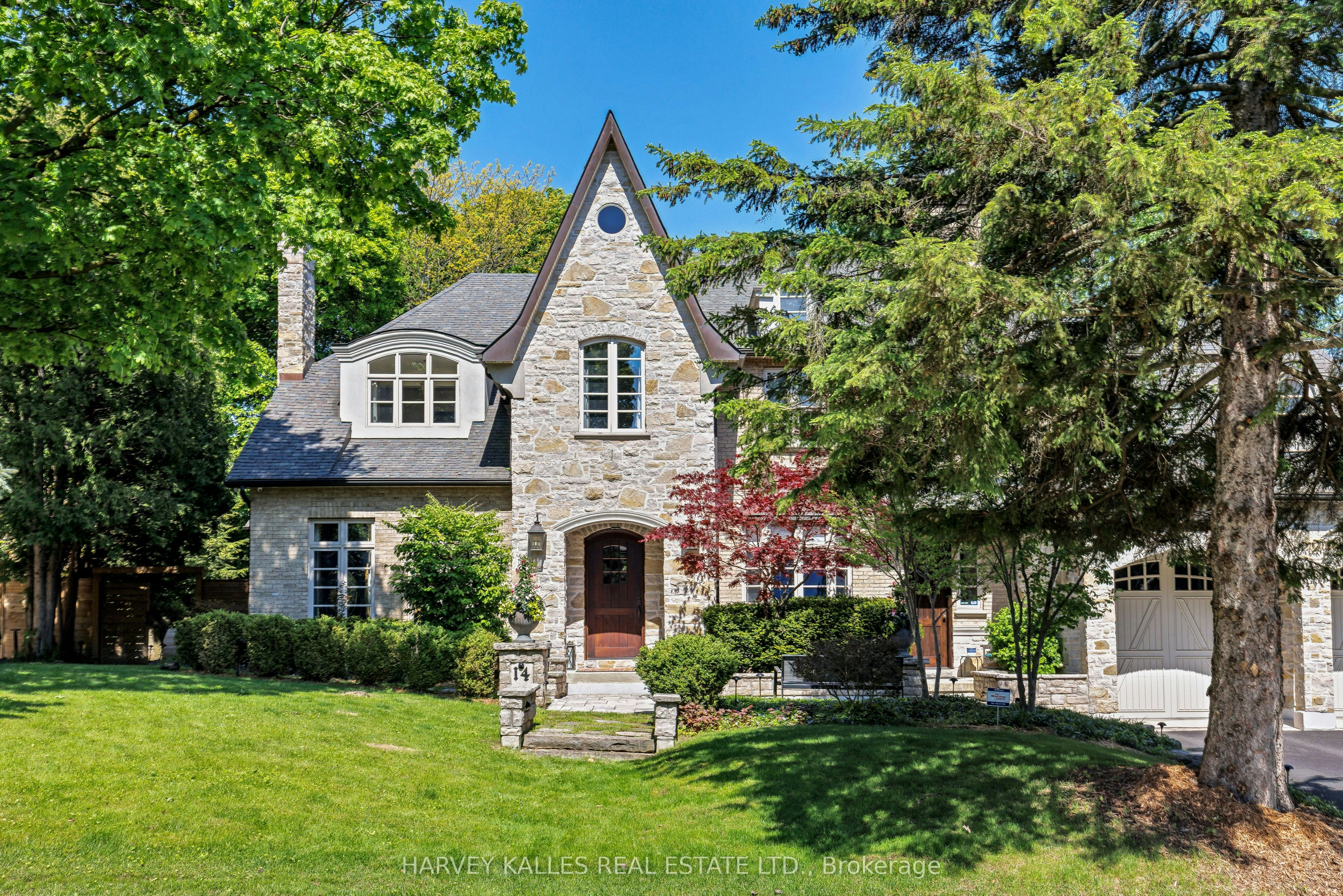 14 Denewood Crescent, Toronto, ON, M3B 1M5