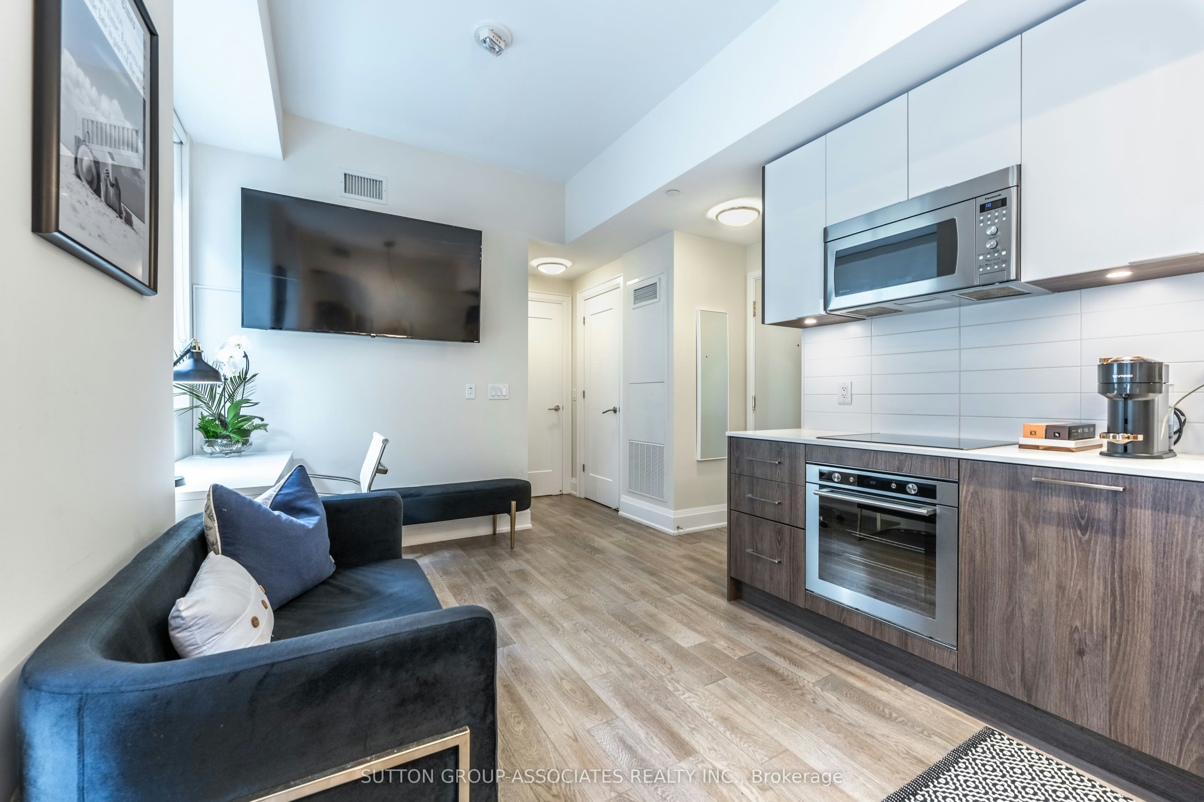 1107-88 Cumberland Street, Toronto, ON, M5R 1A3 - 11