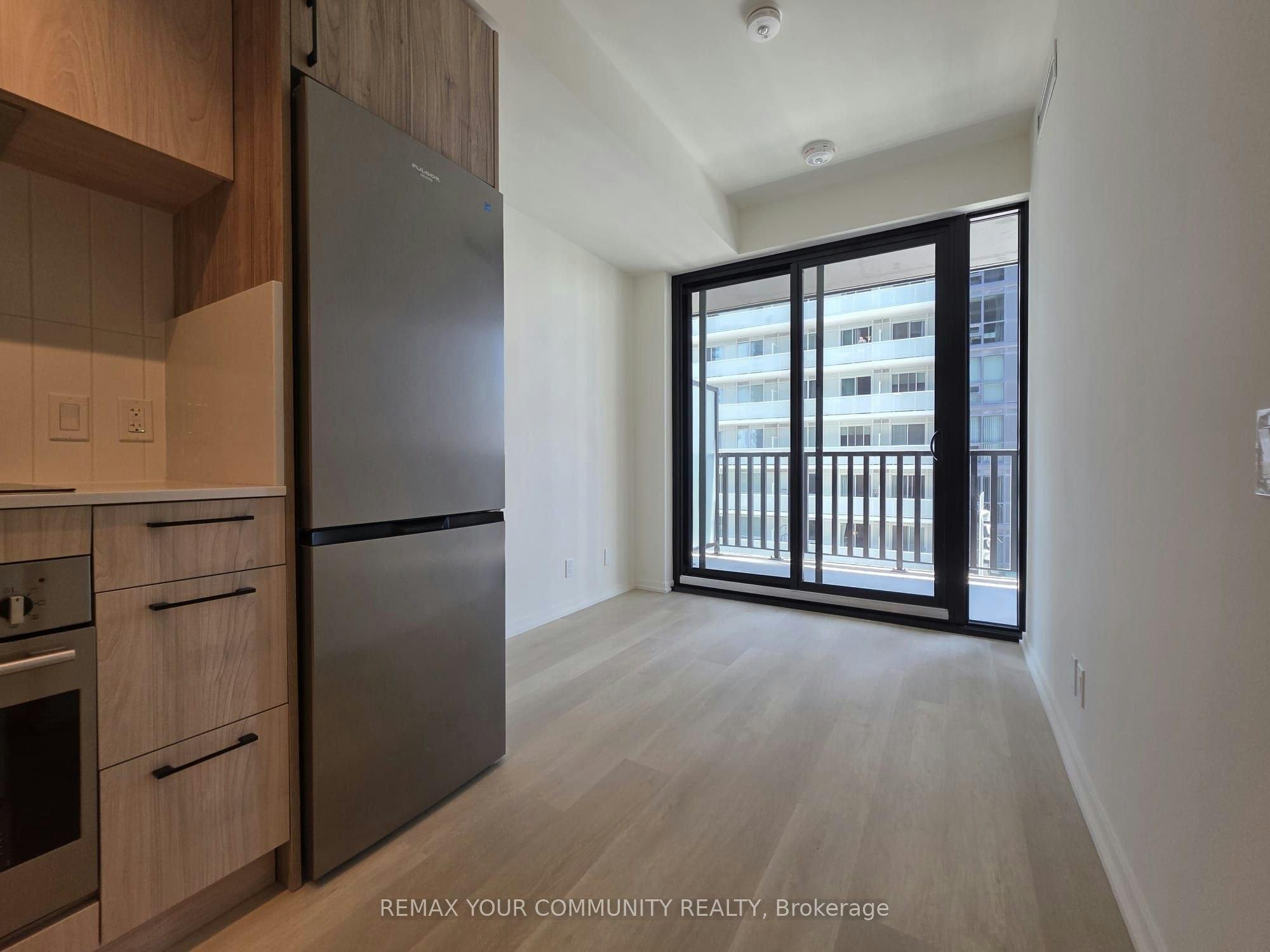 1012-109 Erskine Avenue, Toronto, ON, M4P 0G6 - 7