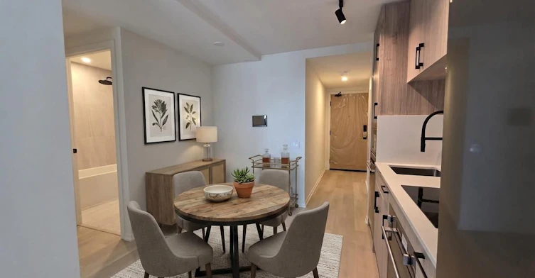 1012-109 Erskine Avenue, Toronto, ON, M4P 0G6 - 4