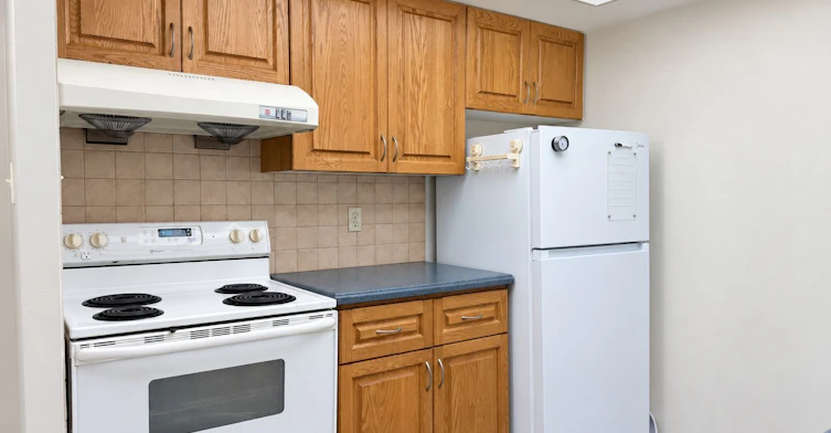402-1001 Bay Street, Toronto, ON, M5S 3A6 - 10