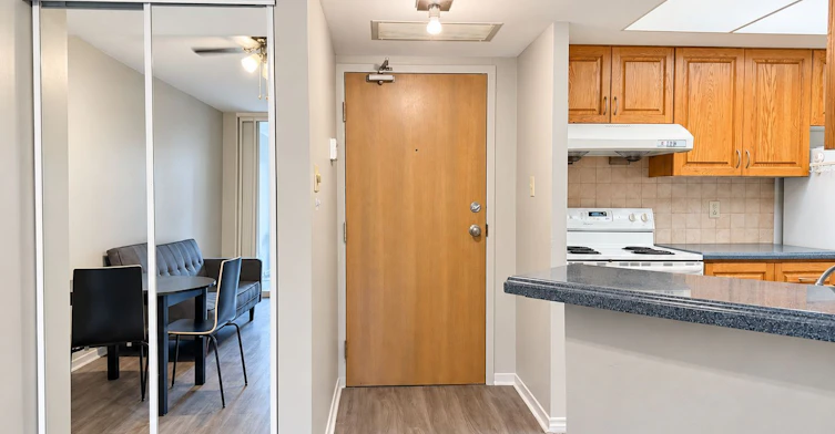 402-1001 Bay Street, Toronto, ON, M5S 3A6 - 8