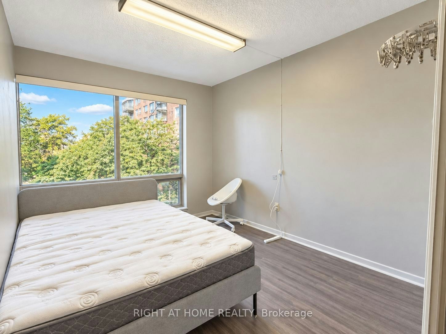 402-1001 Bay Street, Toronto, ON, M5S 3A6 - 17