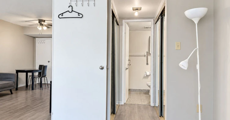 402-1001 Bay Street, Toronto, ON, M5S 3A6 - 15
