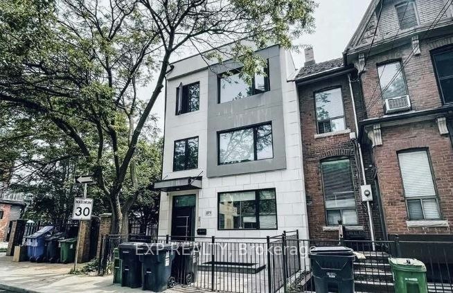 1-271 Ontario Street, Toronto, ON, M5A 2V6
