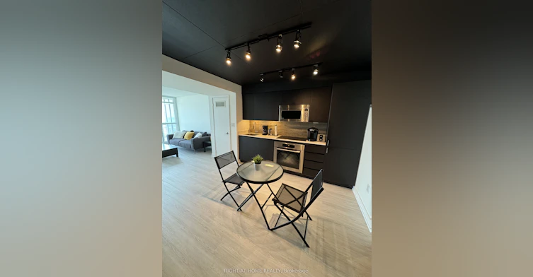 2107-15 Iceboat Terrace, Toronto, ON, M5V 4A5 - 7