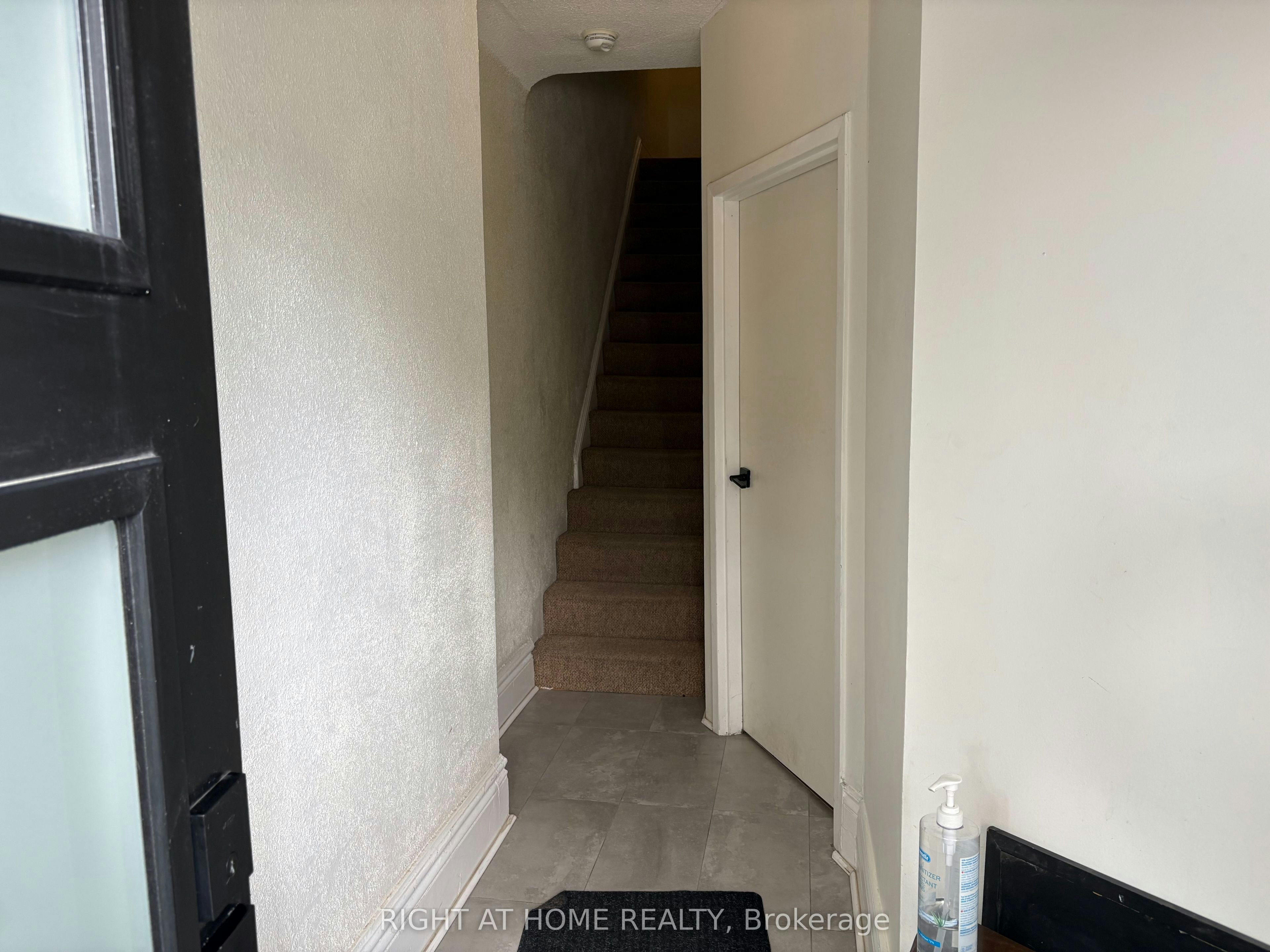 2-1015 Bathurst Street, Toronto, ON, M5R 3G8 - 3