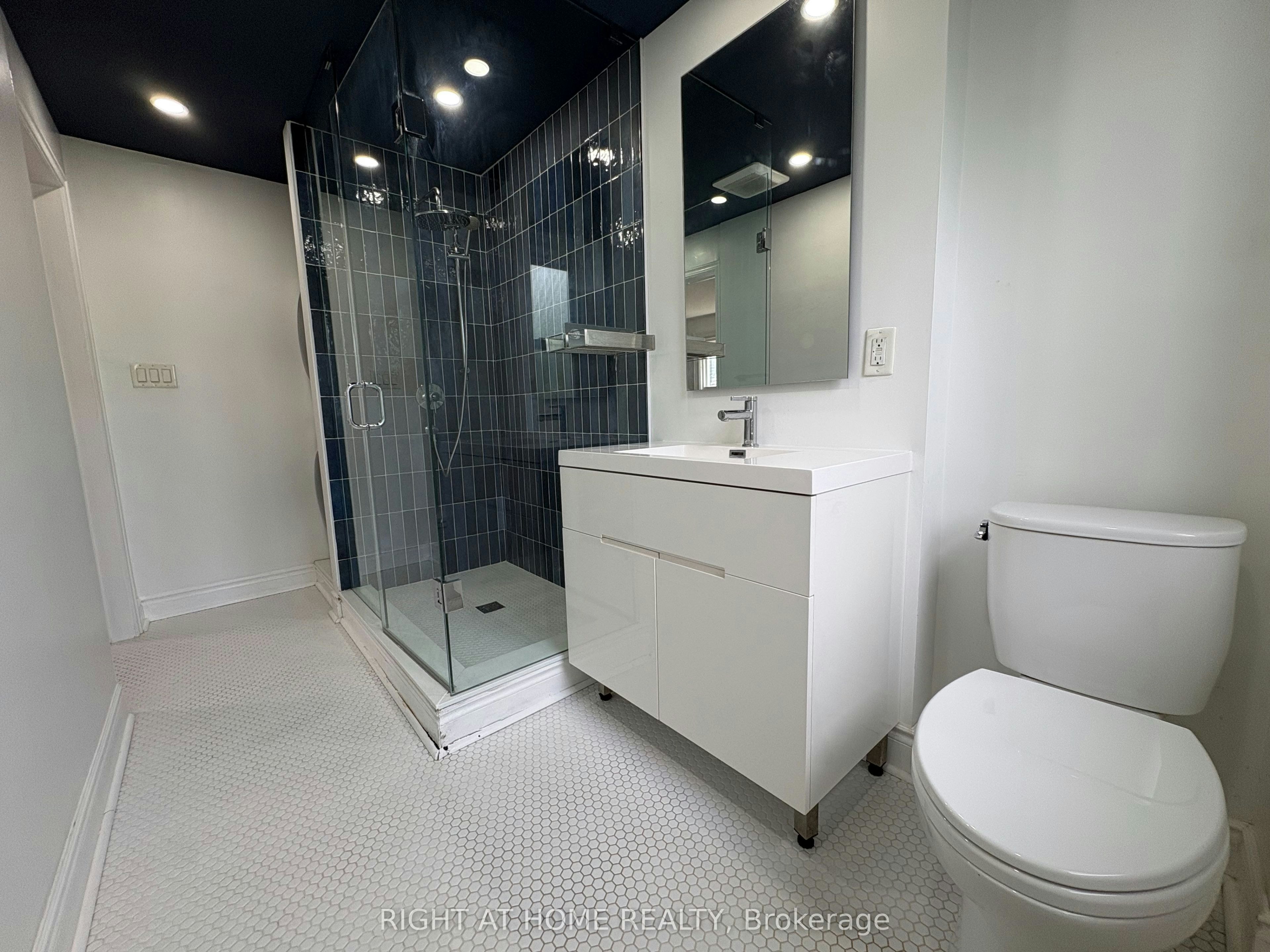 2-1015 Bathurst Street, Toronto, ON, M5R 3G8 - 14