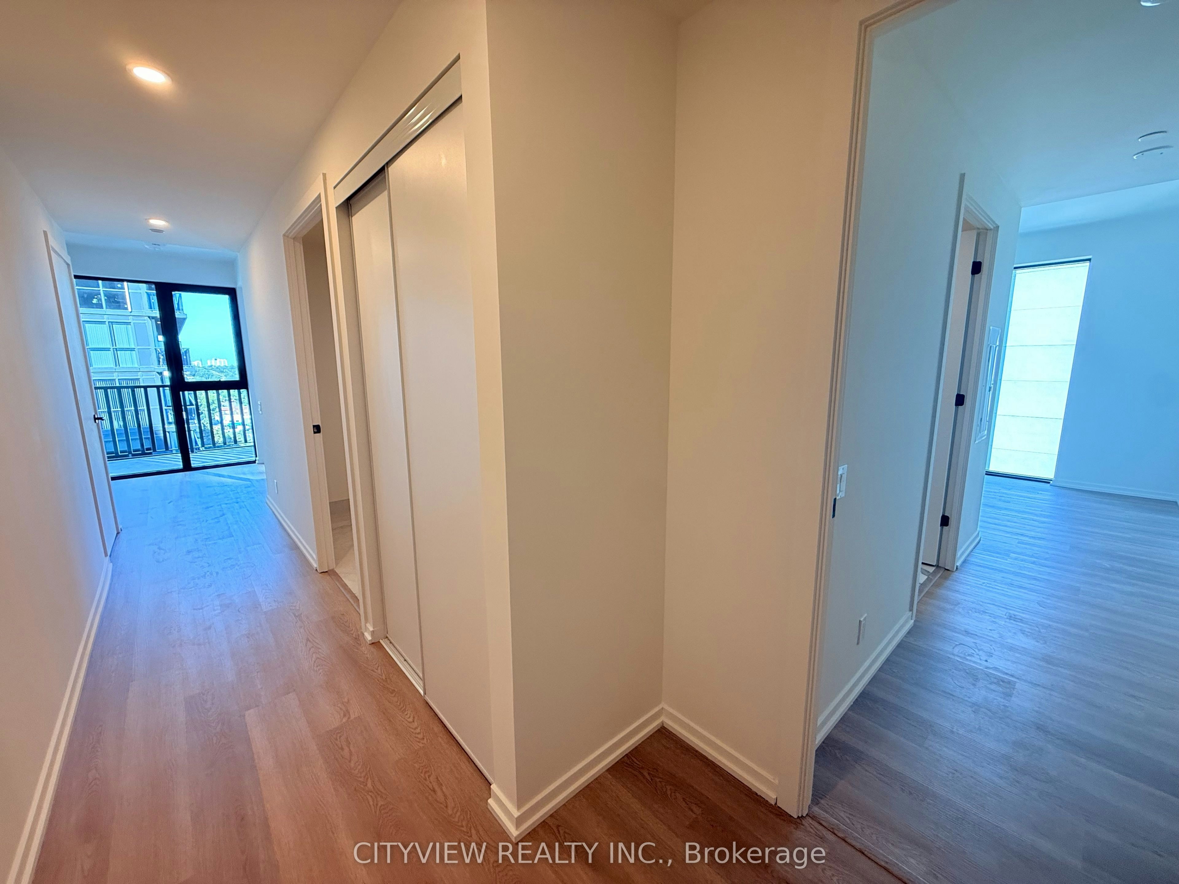 1702-109 Erskine Avenue, Toronto, ON, M4P 0G6 - 2