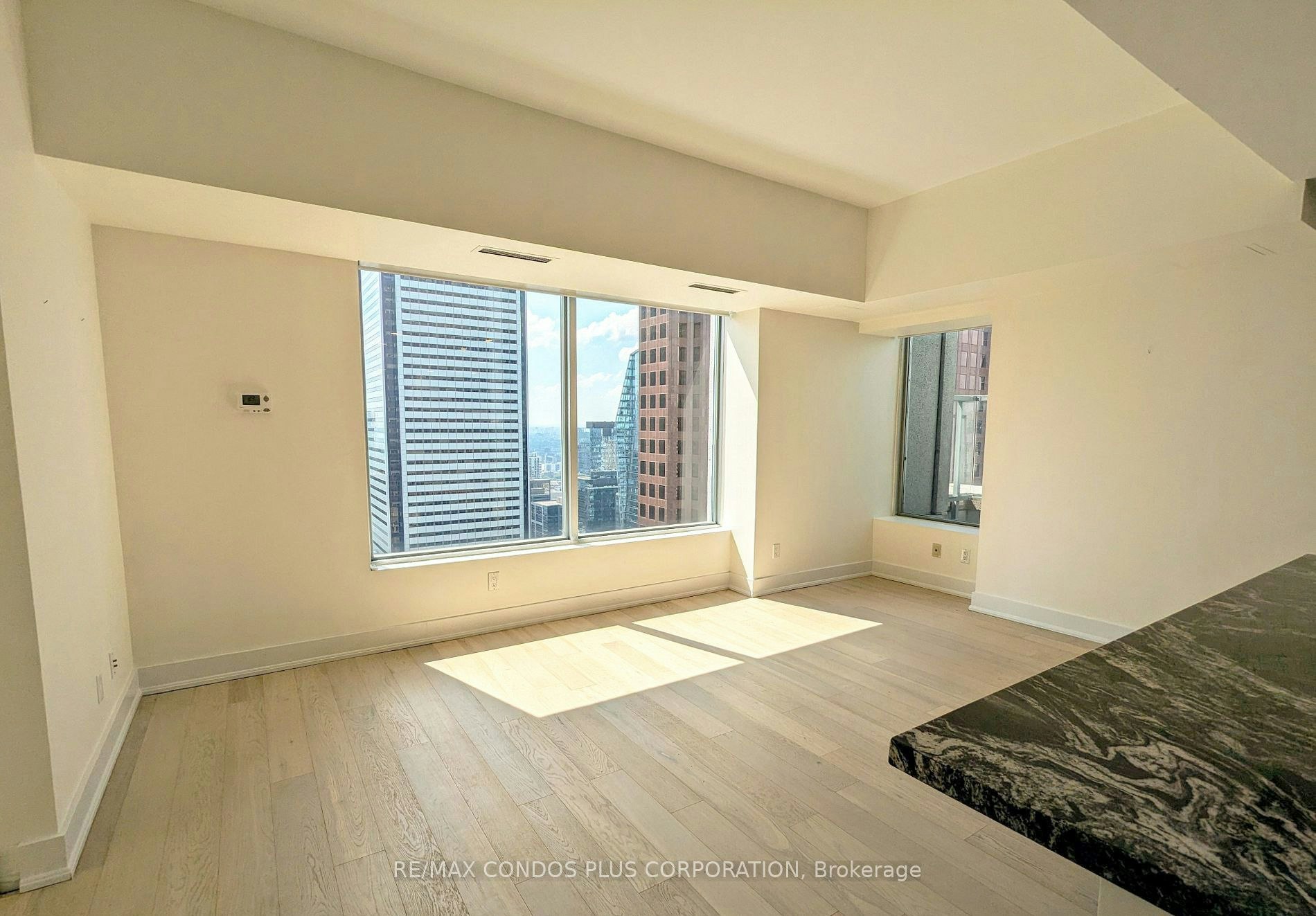 4301-1 King Street W, Toronto, ON, M5H 1A1 - 10