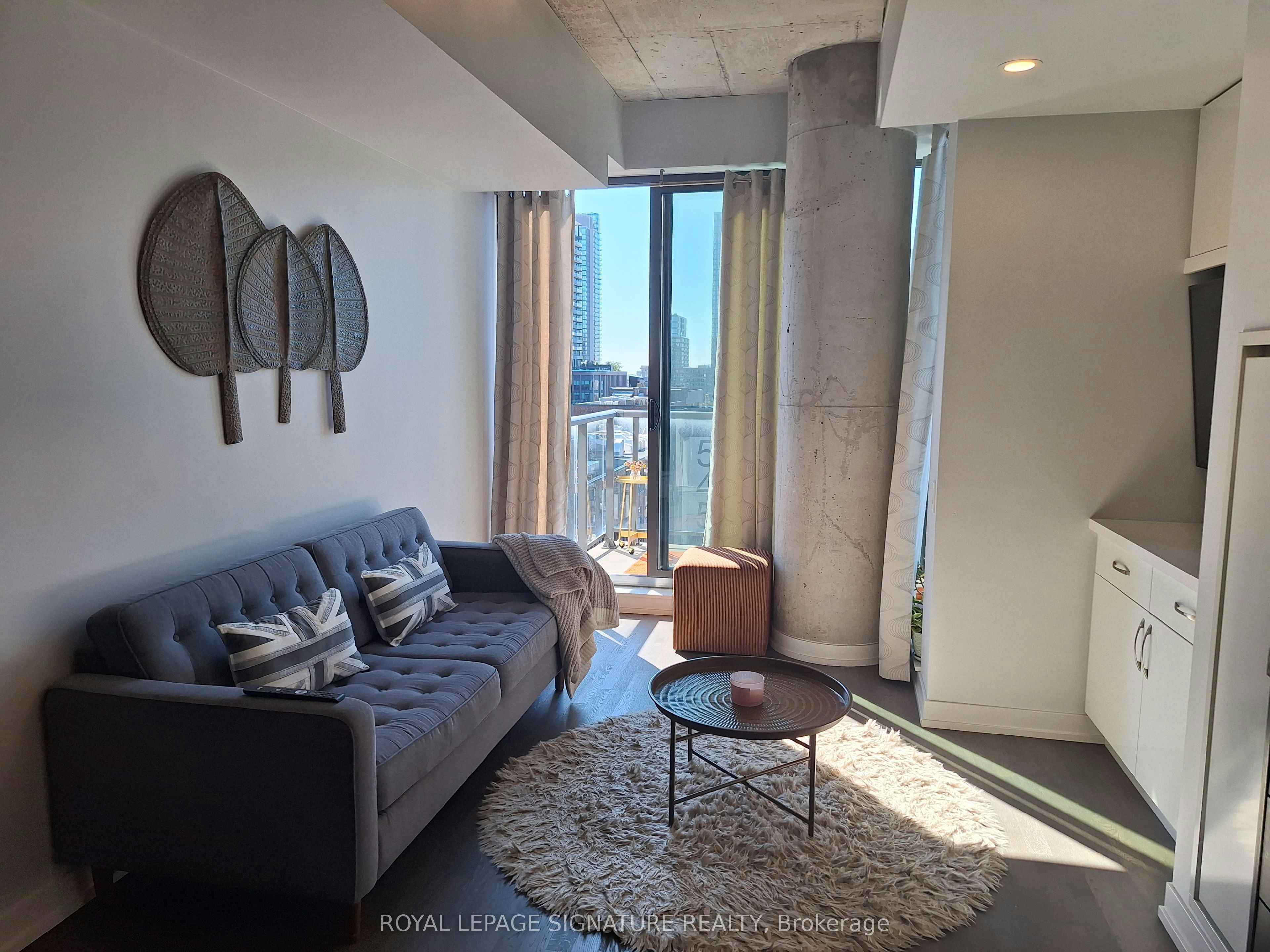821 Furnished-560 King Street W, Toronto, ON, M5V 0L6 - 2