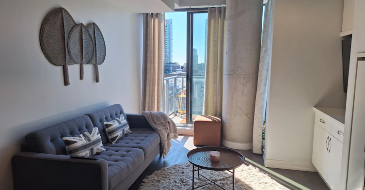 821 Furnished-560 King Street W, Toronto, ON, M5V 0L6 - 2