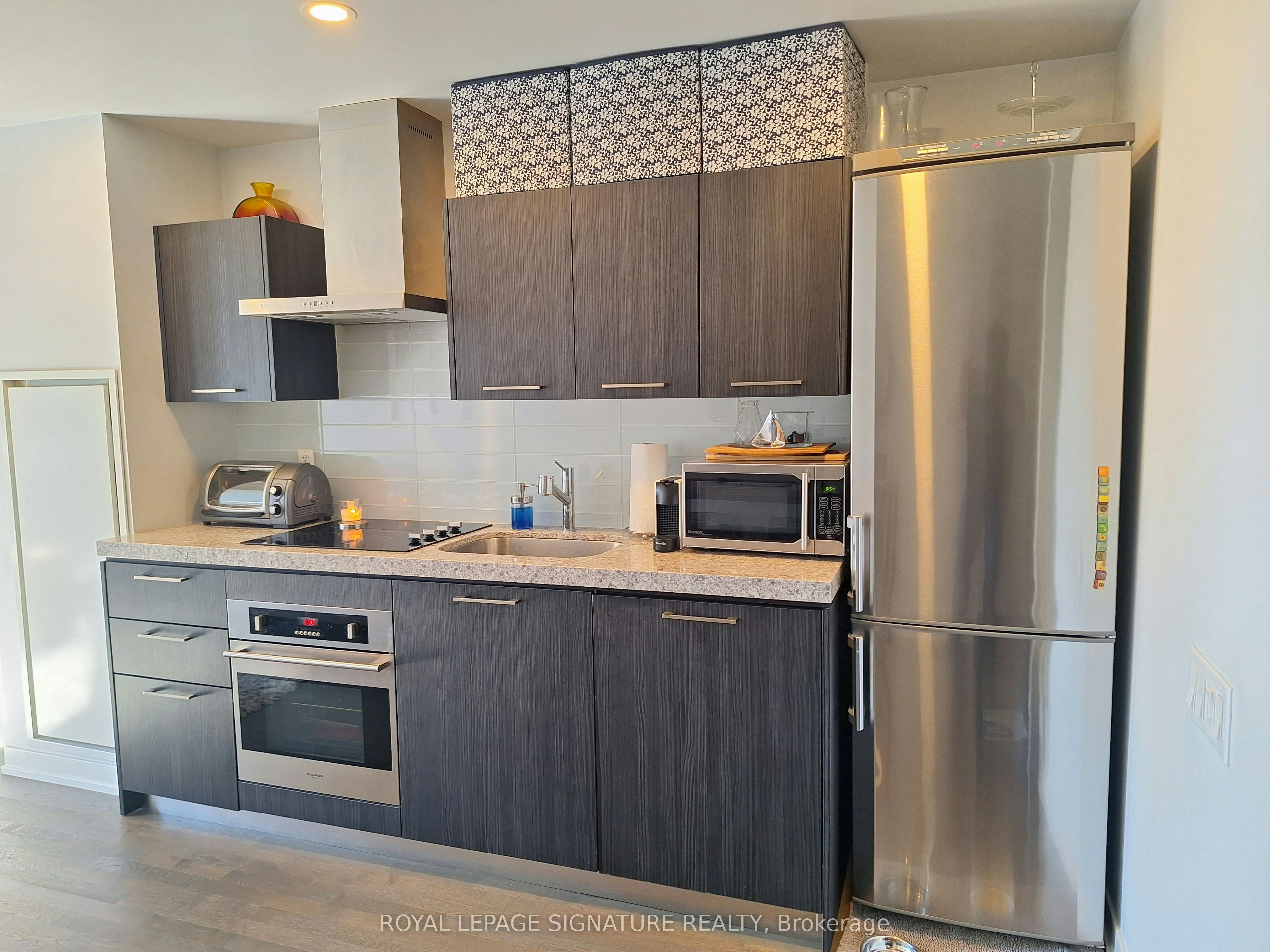 821 Furnished-560 King Street W, Toronto, ON, M5V 0L6 - 4
