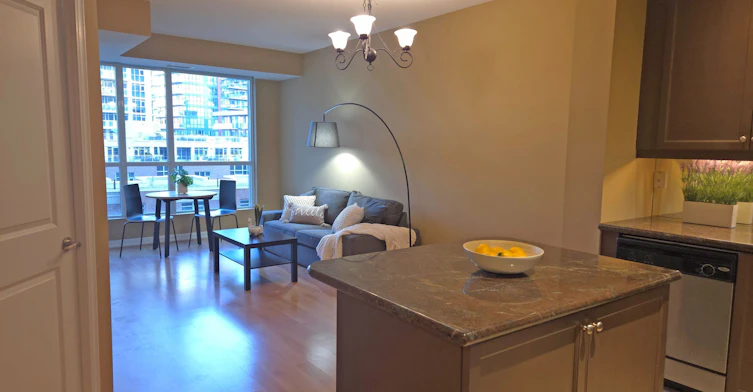 518-628 Fleet Street, Toronto, ON, M5V 1A8 - 5