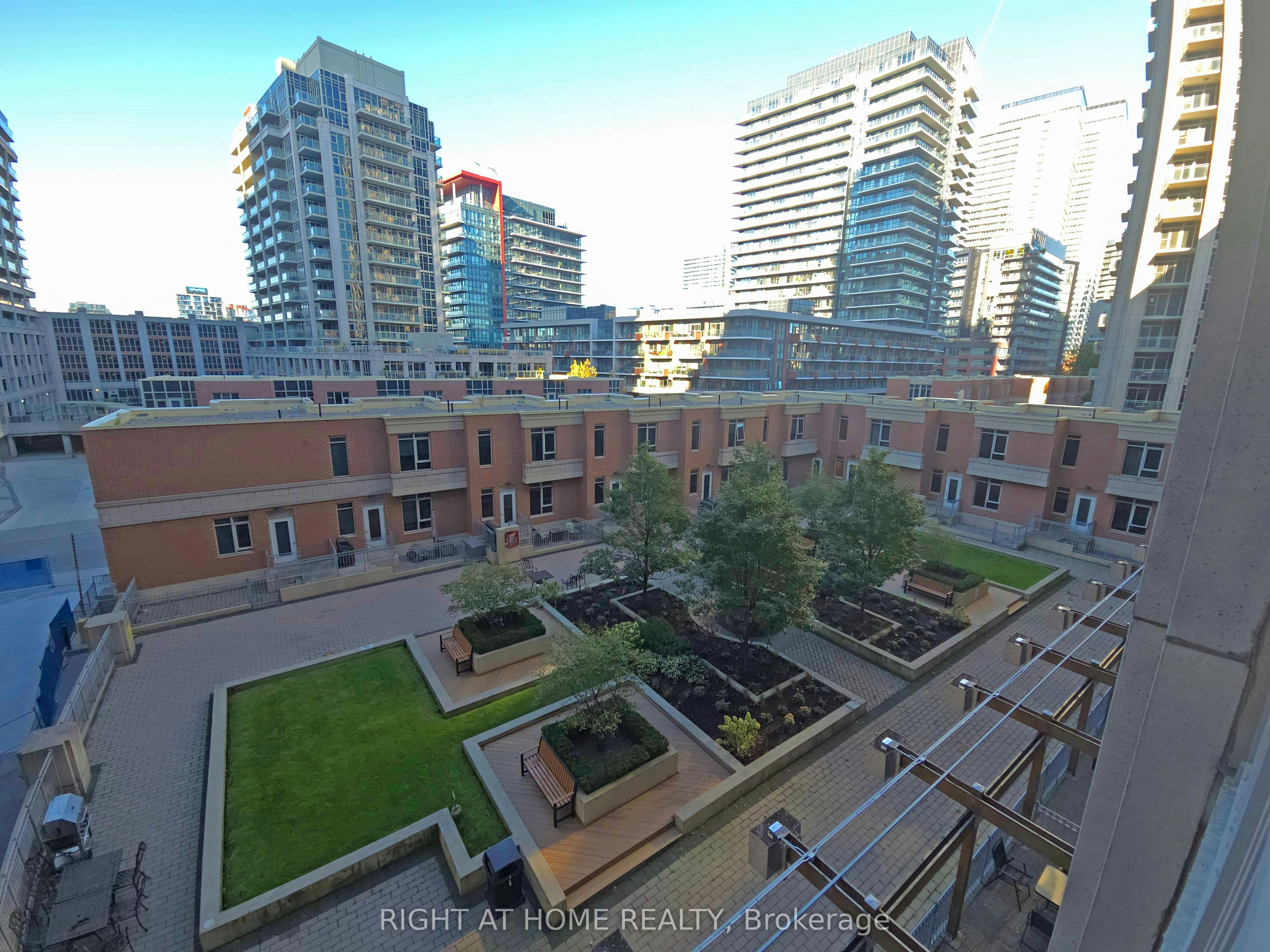 518-628 Fleet Street, Toronto, ON, M5V 1A8 - 12