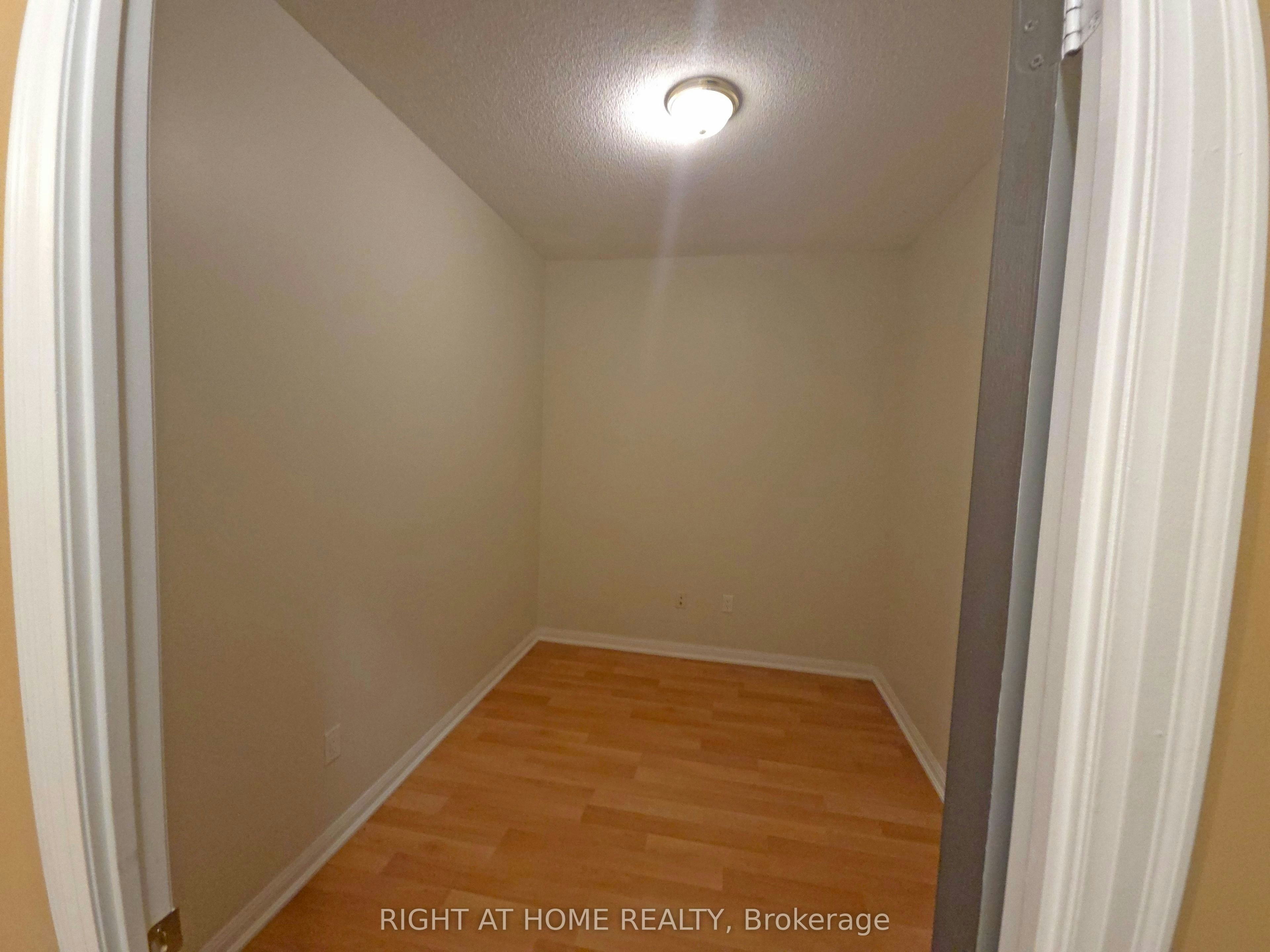 518-628 Fleet Street, Toronto, ON, M5V 1A8 - 9