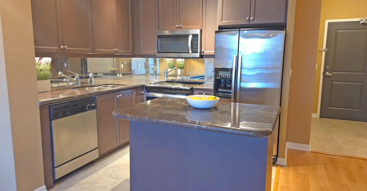 518-628 Fleet Street, Toronto, ON, M5V 1A8 - 6