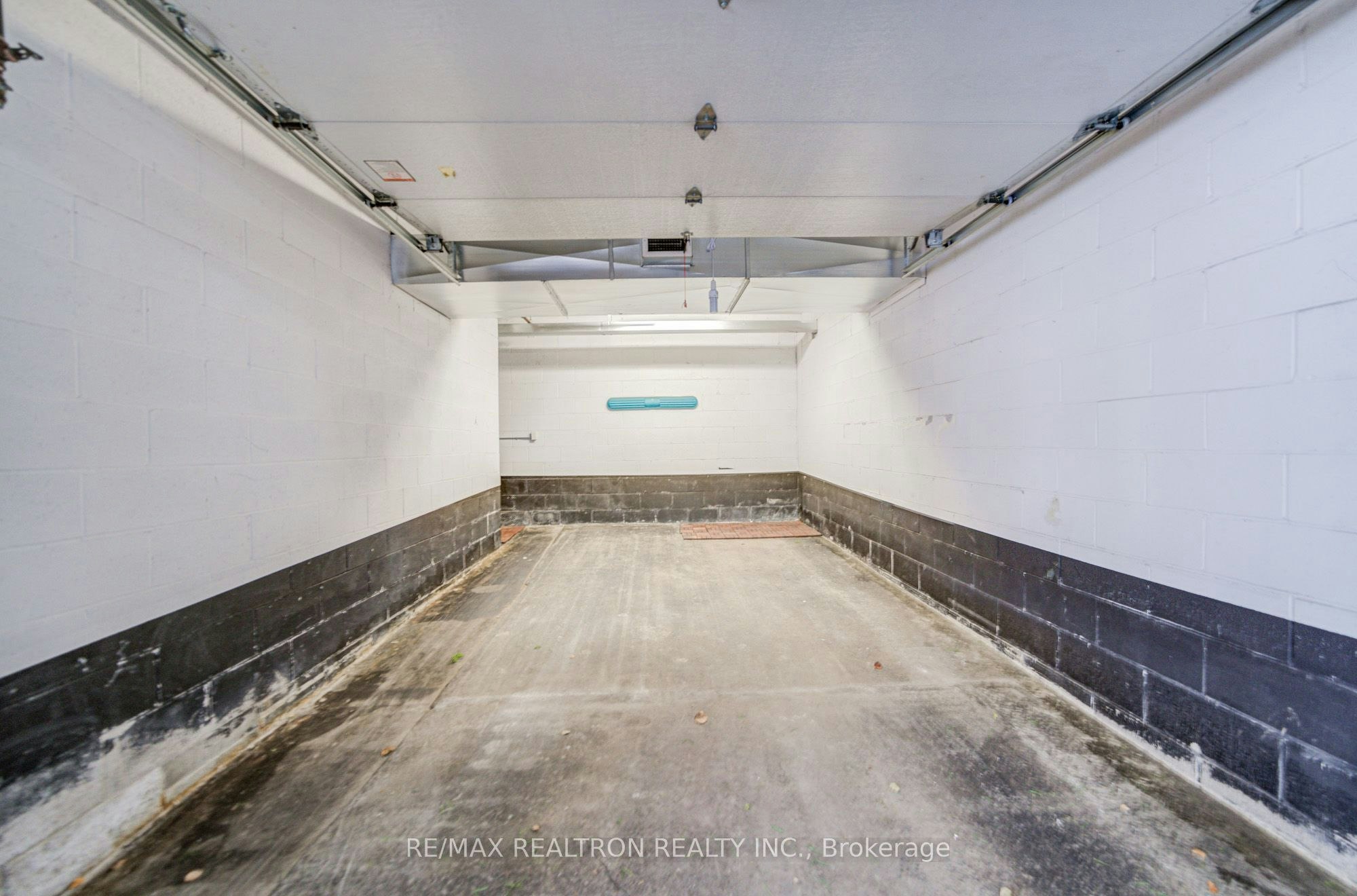 TH 1-93 Sloping Sky Mews, Toronto, ON, M5V 1P4 - 47