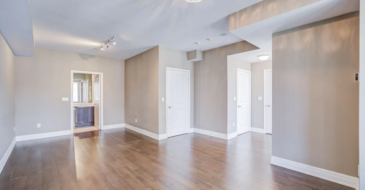 TH 1-93 Sloping Sky Mews, Toronto, ON, M5V 1P4 - 26