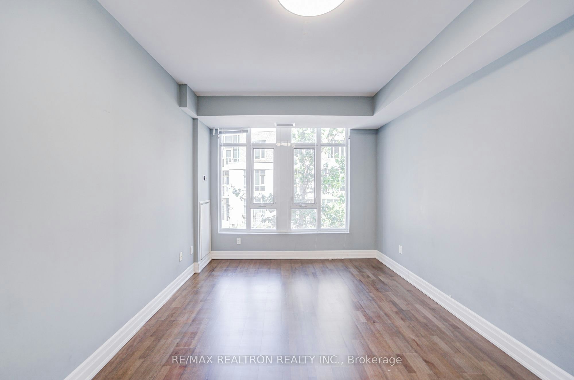 TH 1-93 Sloping Sky Mews, Toronto, ON, M5V 1P4 - 20
