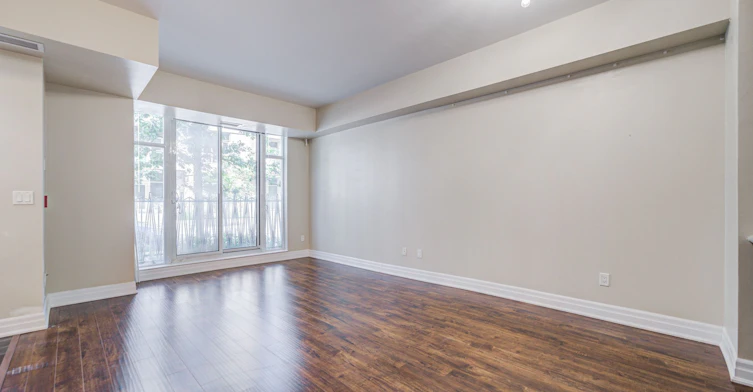 TH 1-93 Sloping Sky Mews, Toronto, ON, M5V 1P4 - 6