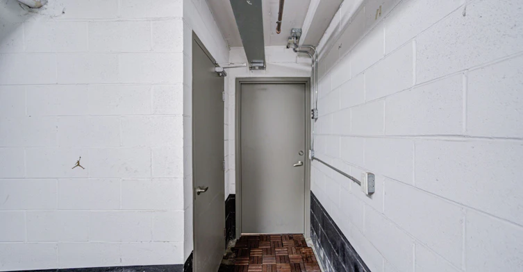 TH 1-93 Sloping Sky Mews, Toronto, ON, M5V 1P4 - 44