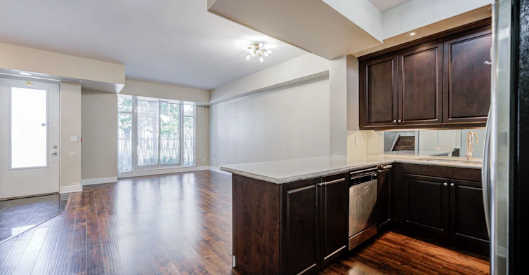TH 1-93 Sloping Sky Mews, Toronto, ON, M5V 1P4 - 10