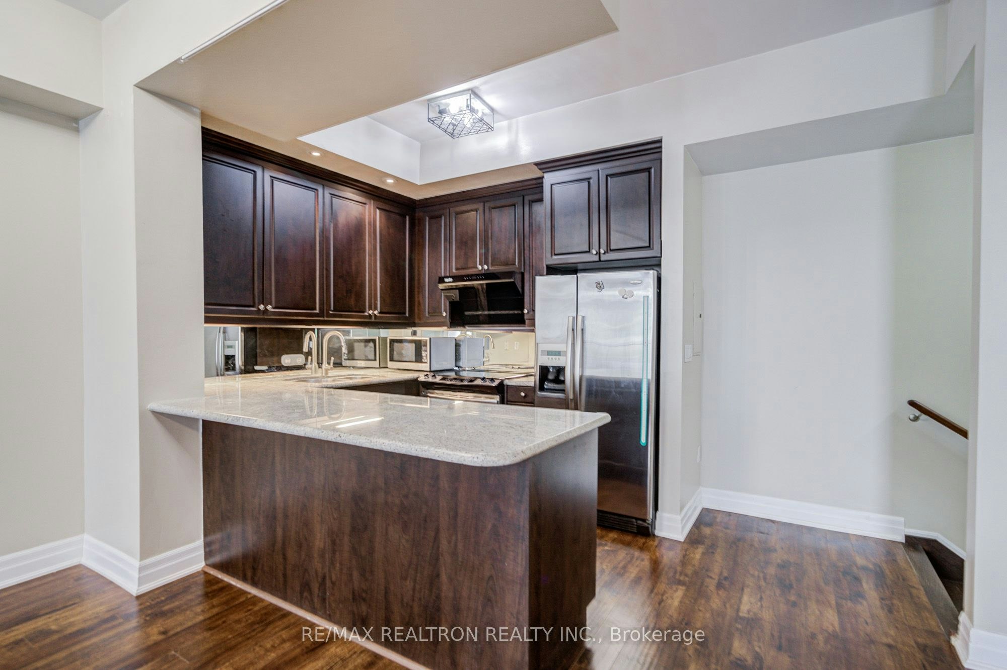 TH 1-93 Sloping Sky Mews, Toronto, ON, M5V 1P4 - 7