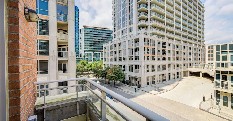 TH 1-93 Sloping Sky Mews, Toronto, ON, M5V 1P4 - 34