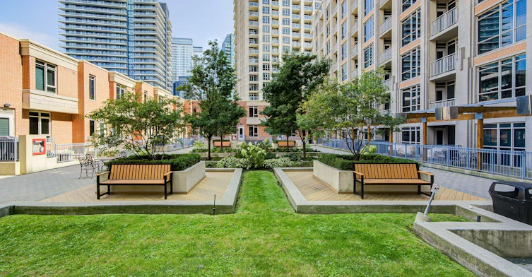 TH 1-93 Sloping Sky Mews, Toronto, ON, M5V 1P4 - 42