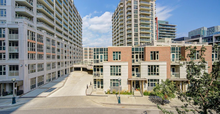 TH 1-93 Sloping Sky Mews, Toronto, ON, M5V 1P4 - 35