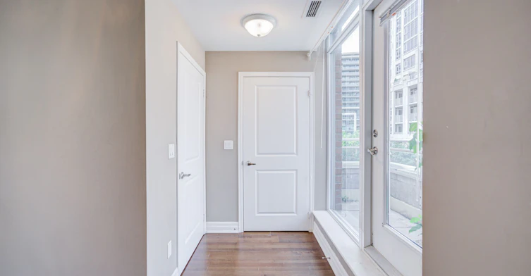 TH 1-93 Sloping Sky Mews, Toronto, ON, M5V 1P4 - 29