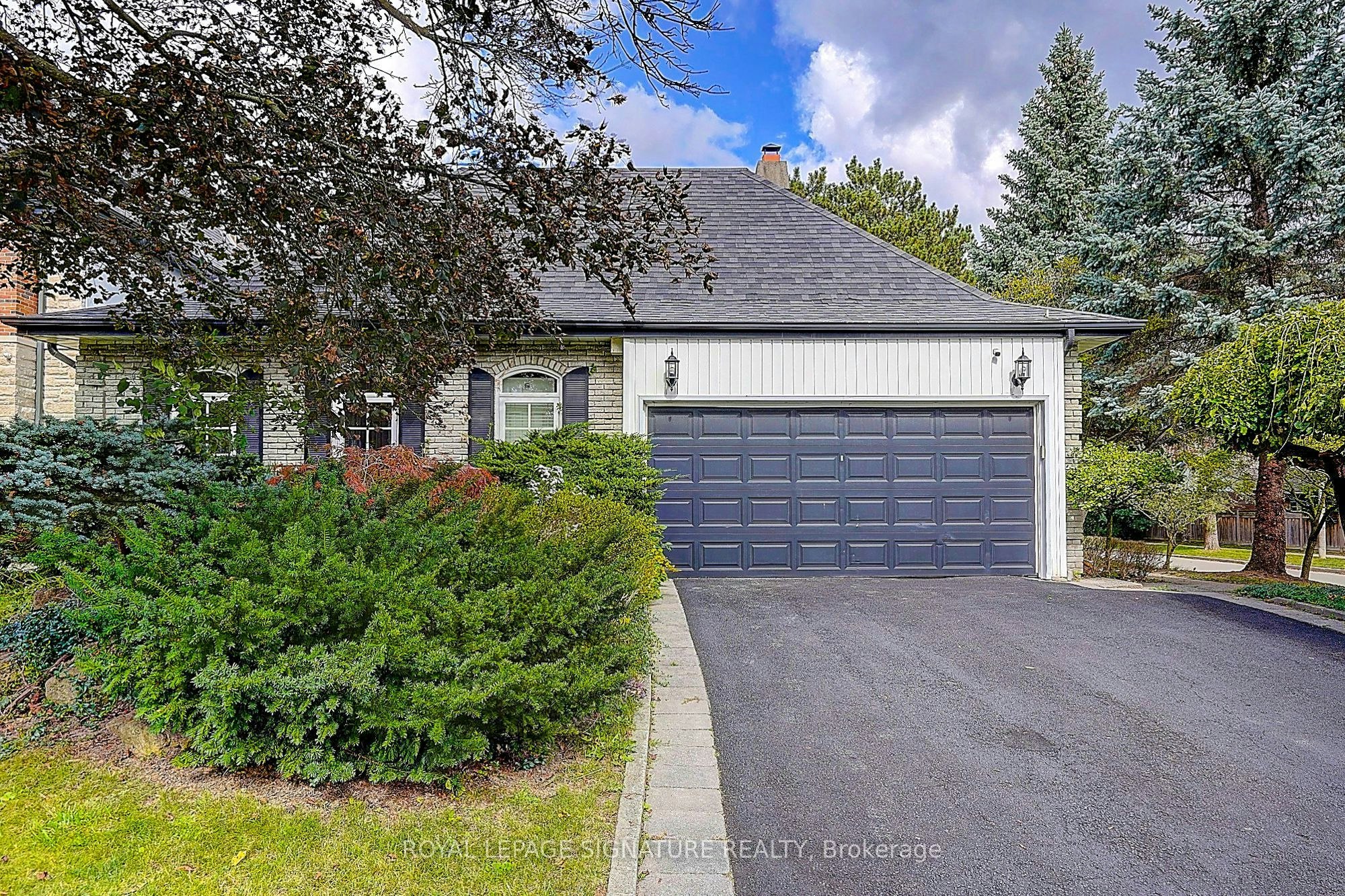 46 Caravan Drive, Toronto, ON, M3B 1N3