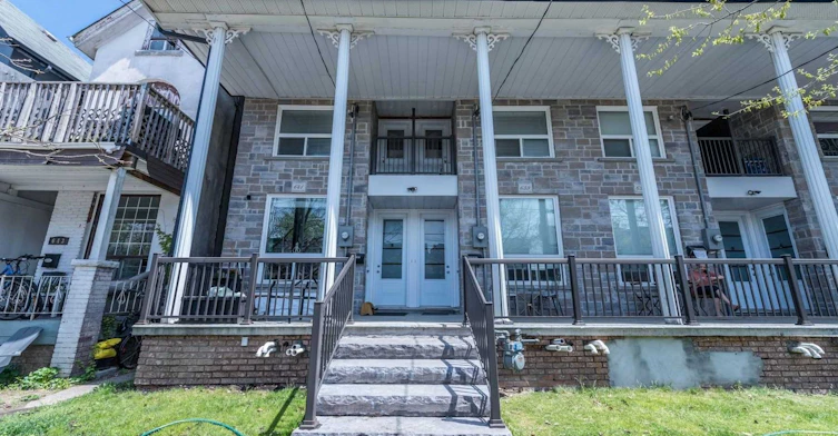 A-637 Lansdowne Avenue, Toronto, ON, M6H 3Y2