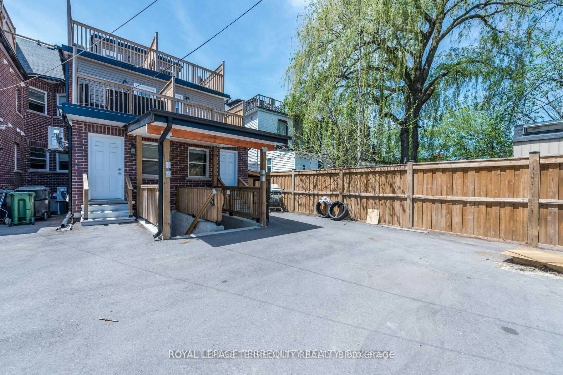 A-637 Lansdowne Avenue, Toronto, ON, M6H 3Y2 - 8