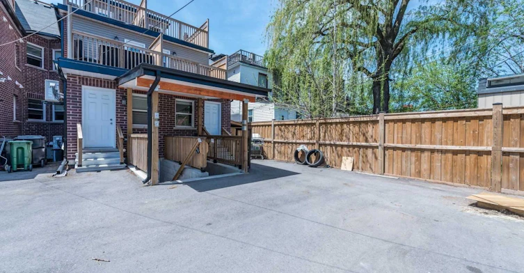 A-637 Lansdowne Avenue, Toronto, ON, M6H 3Y2 - 8