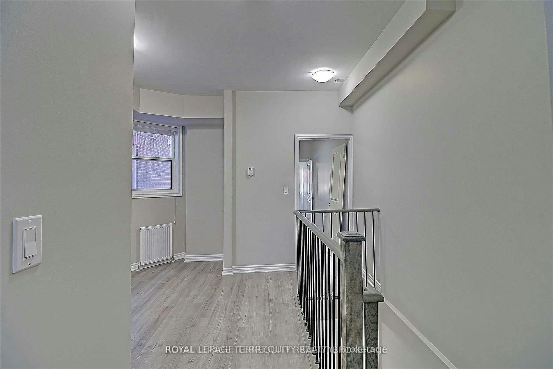 A-637 Lansdowne Avenue, Toronto, ON, M6H 3Y2 - 2