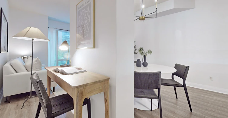 301-1121 Bay Street, Toronto, ON, M5S 3L9 - 13