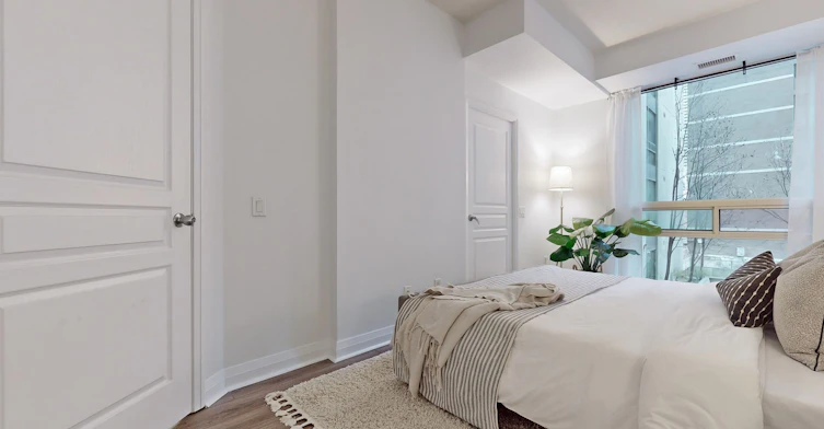 301-1121 Bay Street, Toronto, ON, M5S 3L9 - 22