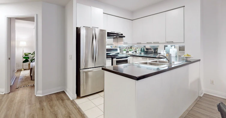 301-1121 Bay Street, Toronto, ON, M5S 3L9 - 8