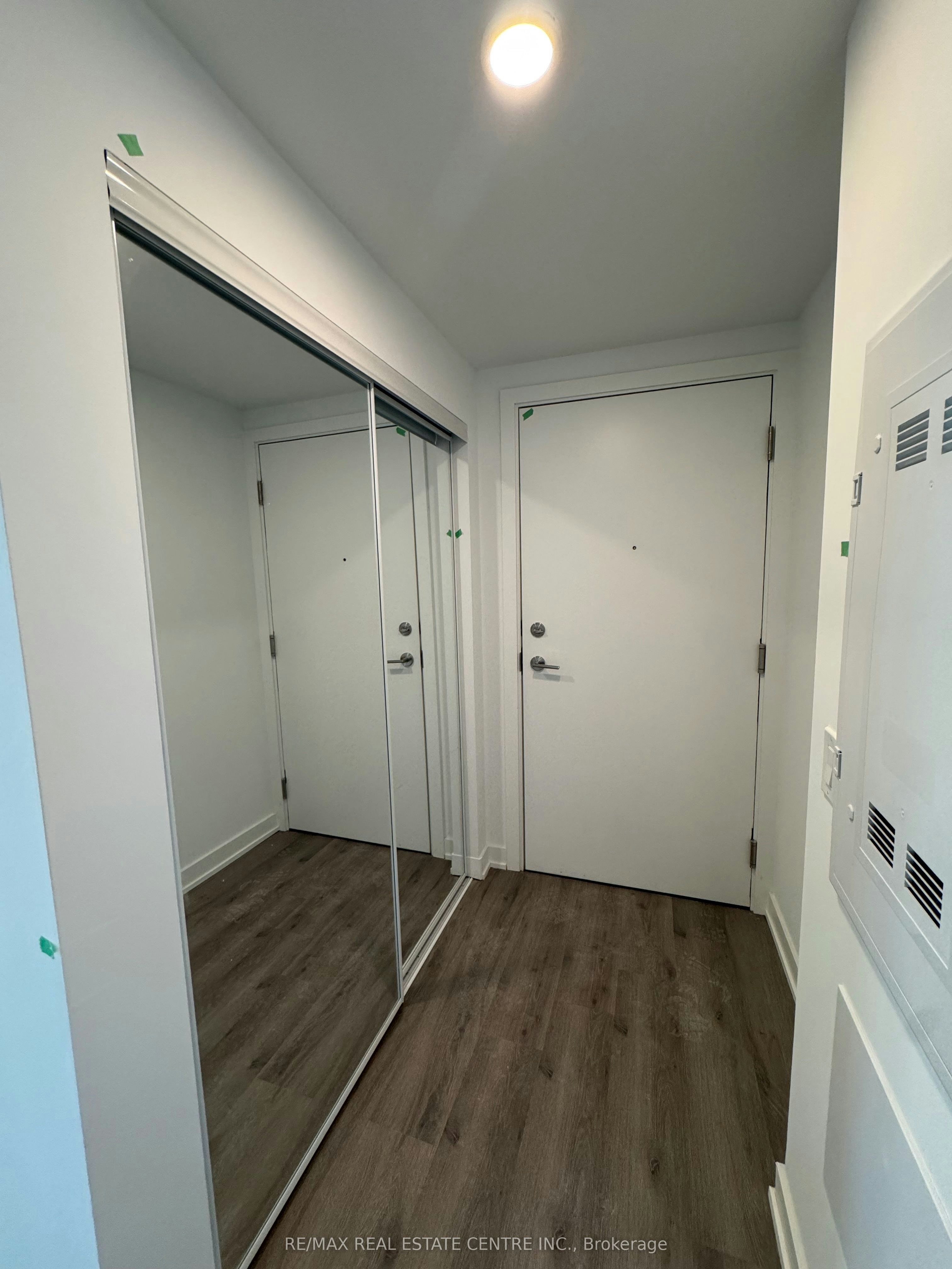 3915-252 Church Street, Toronto, ON, M5B 0E6 - 6