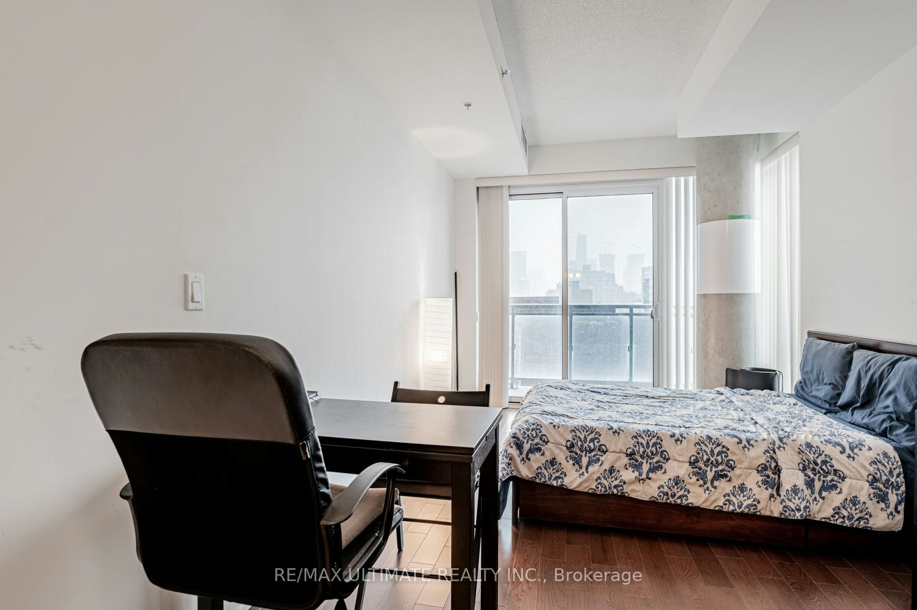 809-10 Willison Square, Toronto, ON, M5T 1E7 - 8